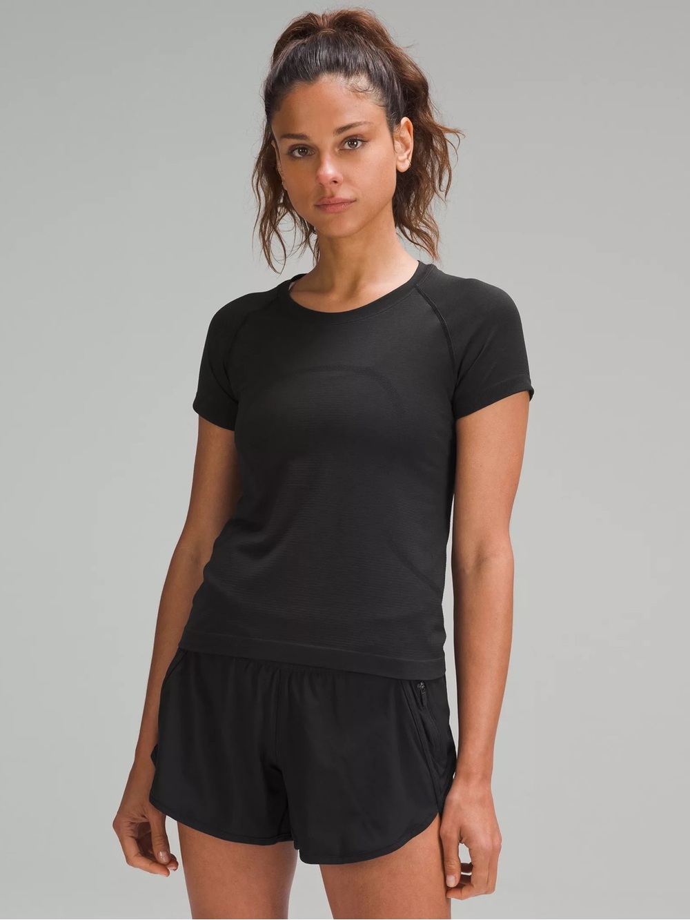 Lululemon black swiftly tech short sleeve shirt size 12